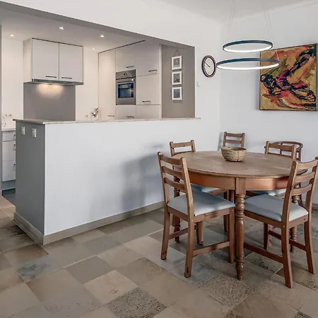 Rubens 0601 Apartamento